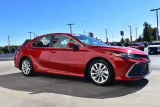 Toyota Camry 2023 LE 4dr Sedán