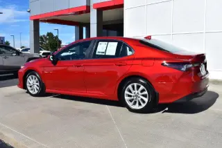 Toyota Camry 2023 LE 4dr Sedán