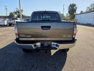 Toyota Tacoma 2015 4x2 PreRunner V6 4dr Doble Cabina 5.0 ft SB 5A