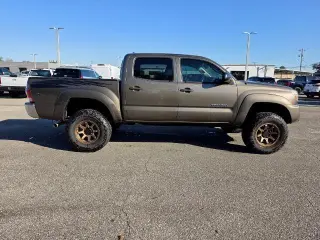 Toyota Tacoma 2015 4x2 PreRunner V6 4dr Doble Cabina 5.0 ft SB 5A