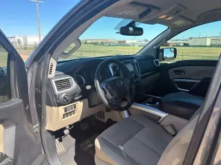Nissan Titan 2018 4x2 SV 4dr King Cab