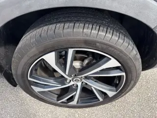 Volvo XC40 2020 T4 R-Design 4dr SUV