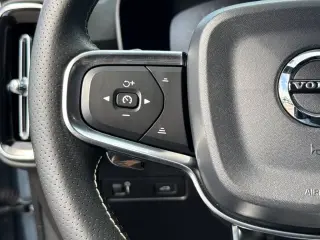 Volvo XC40 2020 T4 R-Design 4dr SUV