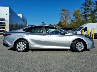 Toyota Camry 2026 AWD LE 4dr Sedán