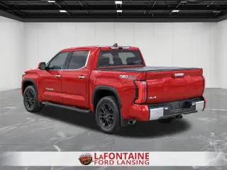 Toyota Tundra 2022 4x4 Limited 4dr CrewMax Cab Pickup SB
