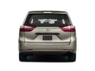Toyota Sienna 2015 L 7-Pasajeros 4dr Mini-Van