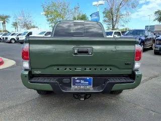 Toyota Tacoma 2022 4x4 TRD Off-Road 4dr Double Cab 6.1 ft LB