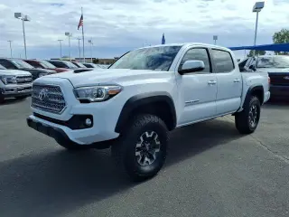 Toyota Tacoma 2017 4x4 TRD Pro 4dr Double Cab 5.0 ft SB 6A