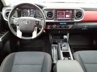 Toyota Tacoma 2022 4x4 SR V6 4dr Double Cab 5.0 ft SB