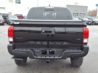 Toyota Tacoma 2022 4x4 SR V6 4dr Double Cab 5.0 ft SB