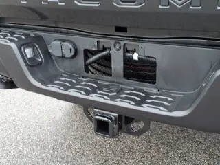 Toyota Tacoma 2022 4x4 SR V6 4dr Double Cab 5.0 ft SB