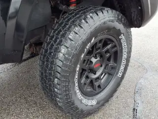 Toyota Tacoma 2022 4x4 SR V6 4dr Double Cab 5.0 ft SB