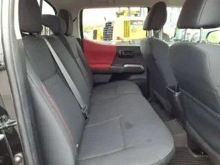 Toyota Tacoma 2022 4x4 SR V6 4dr Double Cab 5.0 ft SB