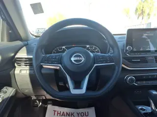 Nissan Altima 2025 2.5 SV 4dr Sedán