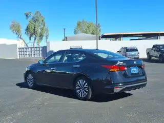 Nissan Altima 2025 2.5 SV 4dr Sedán
