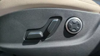 Genesis GV70 2026 AWD 2.5T Select 4dr SUV