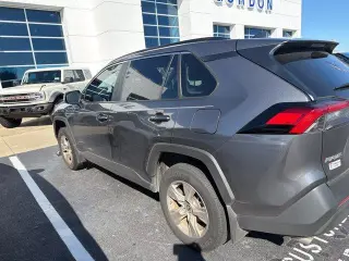 Toyota RAV4 2025 XLE 4dr SUV