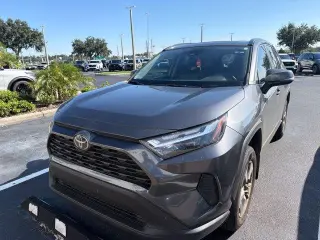 Toyota RAV4 2025 XLE 4dr SUV