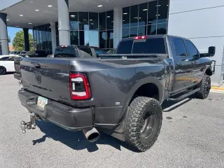 Ram 3500 2022 4x4 Big Horn 4dr Crew Cab 8 ft. LB DRW Pickup