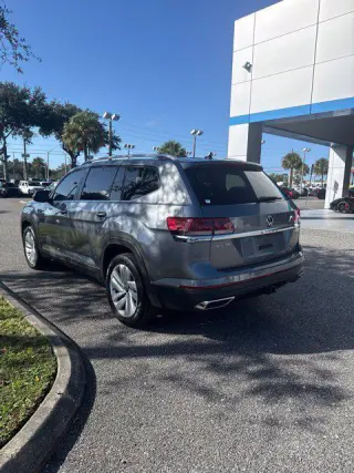 Volkswagen Atlas 2021 V6 SEL SUV de 4 puertas (lanzamiento a mitad de año)