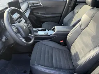 Mitsubishi Outlander 2025 AWD SE 4dr SUV