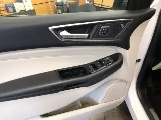 Ford Edge 2019 AWD Titanium 4dr Crossover