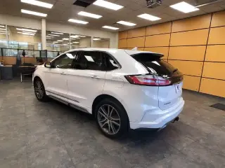 Ford Edge 2019 AWD Titanium 4dr Crossover