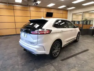 Ford Edge 2019 AWD Titanium 4dr Crossover