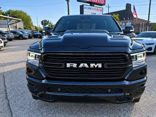 2021 RAM 1500 Laramie Crew Cab SWB 4WD