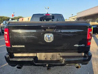 2021 RAM 1500 Laramie Crew Cab SWB 4WD