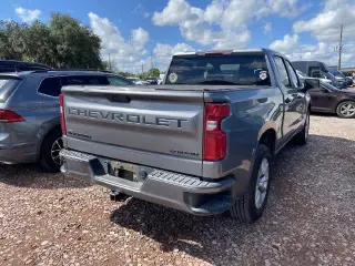 Chevrolet Silverado 1500 2021 4x2 Custom 4dr Crew Cab 5.8 ft. SB