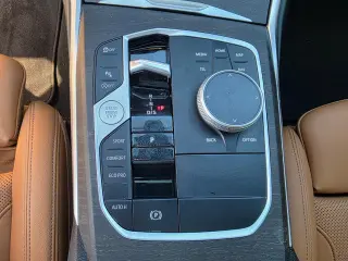 2024 BMW 3-Series 330i
