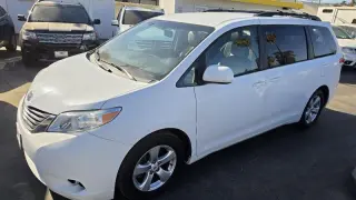 2011 Toyota Sienna