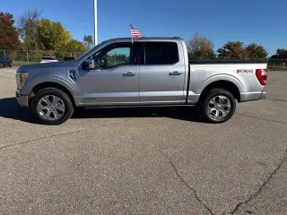 Ford F-150 2022 4x4 Platino 4dr SuperCrew 5.5 ft. SB