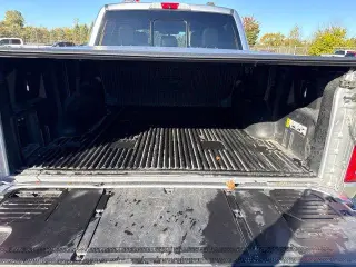 Ford F-150 2022 4x4 Platino 4dr SuperCrew 5.5 ft. SB