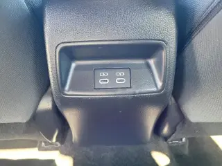 Toyota Corolla Hybrid 2025 SE 4dr Sedan