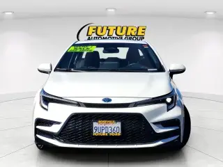 Toyota Corolla Hybrid 2025 SE 4dr Sedan