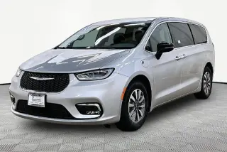 Chrysler Pacifica Híbrido enchufable 2024 Select 4dr Mini-Van