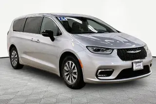 Chrysler Pacifica Híbrido enchufable 2024 Select 4dr Mini-Van