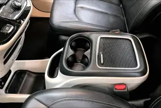 Chrysler Pacifica Híbrido enchufable 2024 Select 4dr Mini-Van