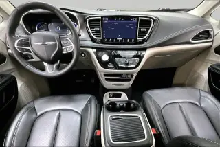 Chrysler Pacifica Híbrido enchufable 2024 Select 4dr Mini-Van