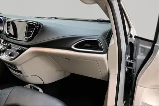 Chrysler Pacifica Híbrido enchufable 2024 Select 4dr Mini-Van