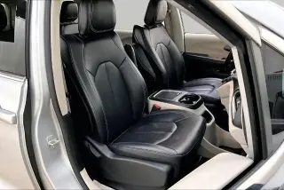 Chrysler Pacifica Híbrido enchufable 2024 Select 4dr Mini-Van