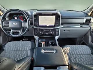 Ford F-150 2023 4x4 Limited 4dr SuperCrew 5.5 ft. SB