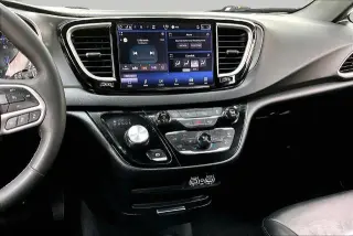 Chrysler Pacifica 2025 Select 4dr Mini-Van