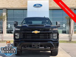 Chevrolet Silverado 2500HD 2025 4x4 Custom 4dr Crew Cab SB
