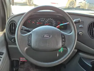 Ford E-Series 2008 E-250 3dr Cargo Van