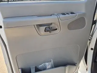 Ford E-Series 2008 E-250 3dr Cargo Van