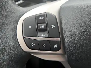 Ford Explorer 2023 AWD XLT 4dr SUV
