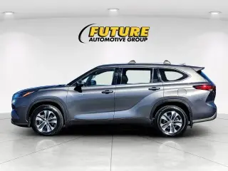 Toyota Highlander Hybrid 2021 AWD XLE 4dr SUV